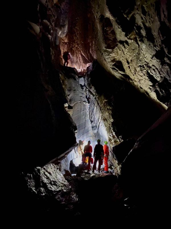 Jaskinia Marmurowa - Piaskownica